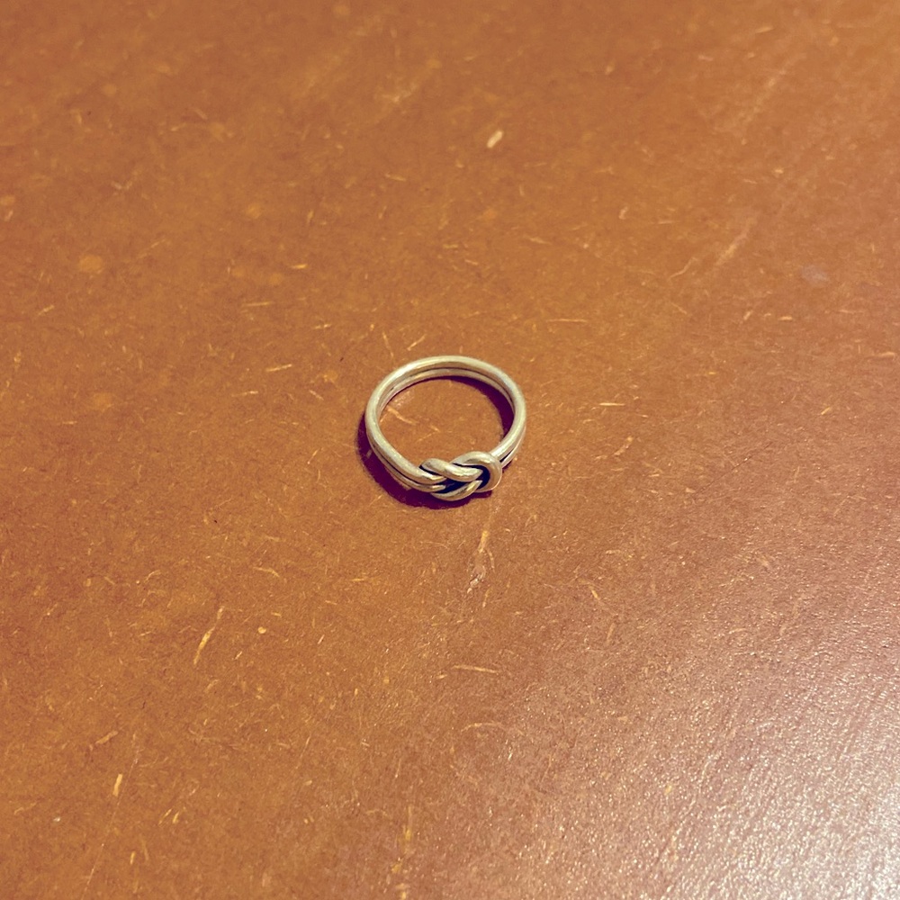 James Avery Lovers’ Knot Ring